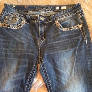 👖 Miss Me Jeans - dark wash - inseam 33